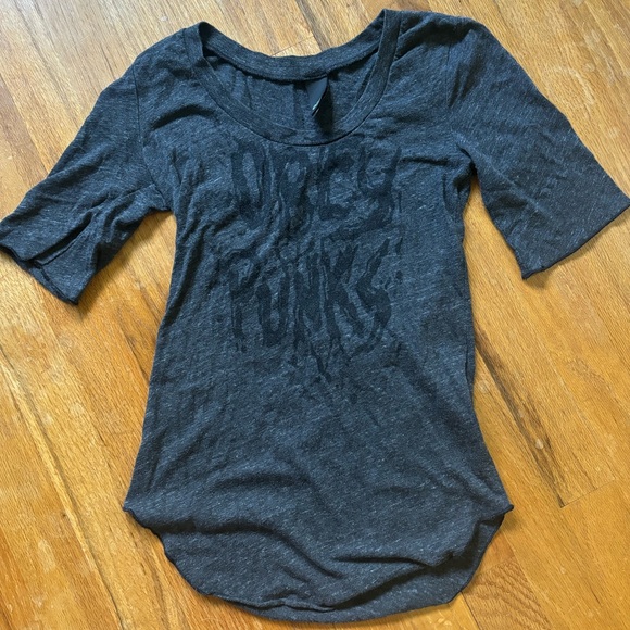 Obey Tops - vintage 2010 Obey Punks t-shirt